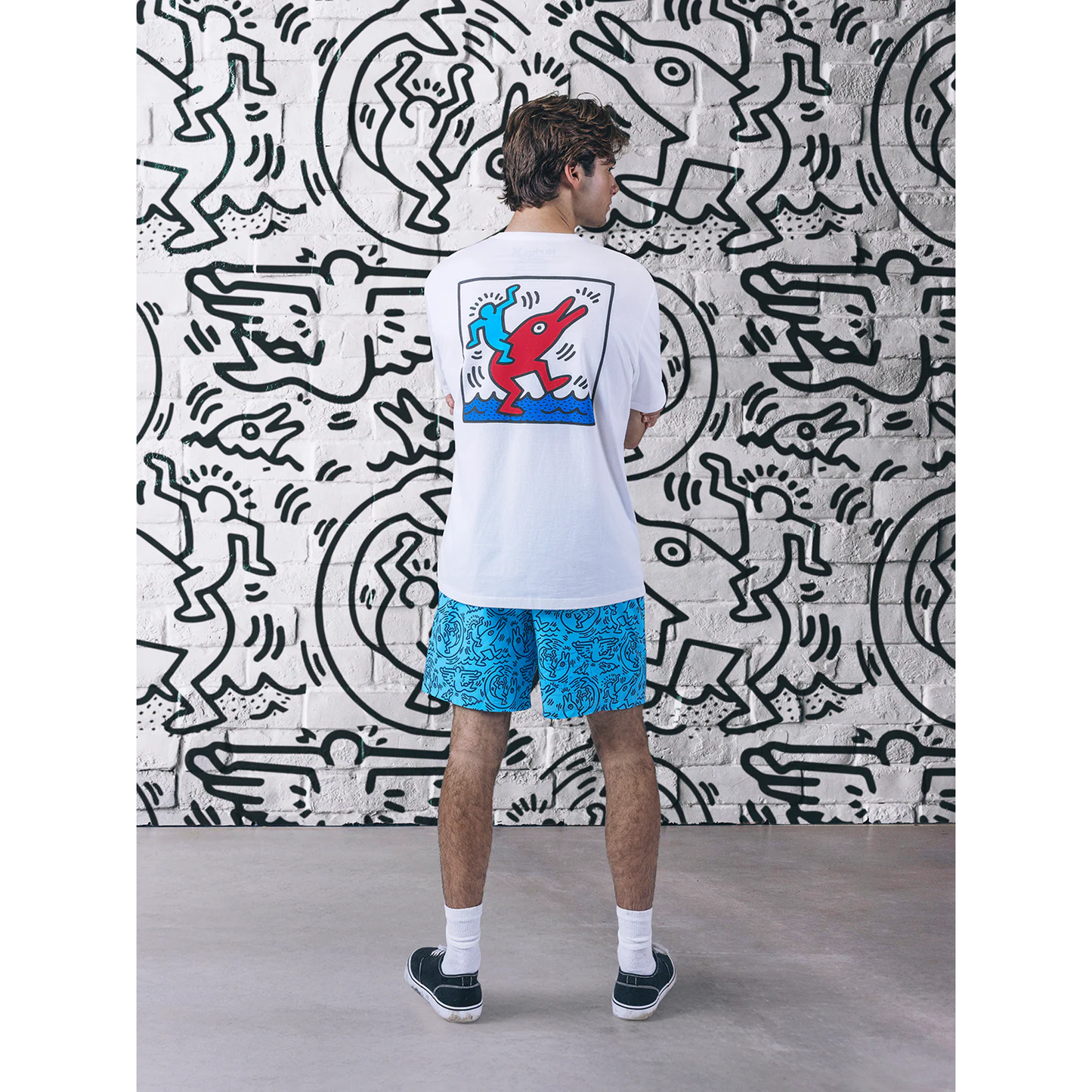 Hurley × Keith Haring Graphic T-shirt "Dolphin Ride"