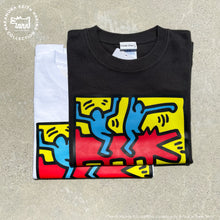 画像をギャラリービューアに読み込む, Rainbow Works Keith Haring 【Kid&#39;s】 S/S TEE F (Hugging a Dog) KH-KH2309