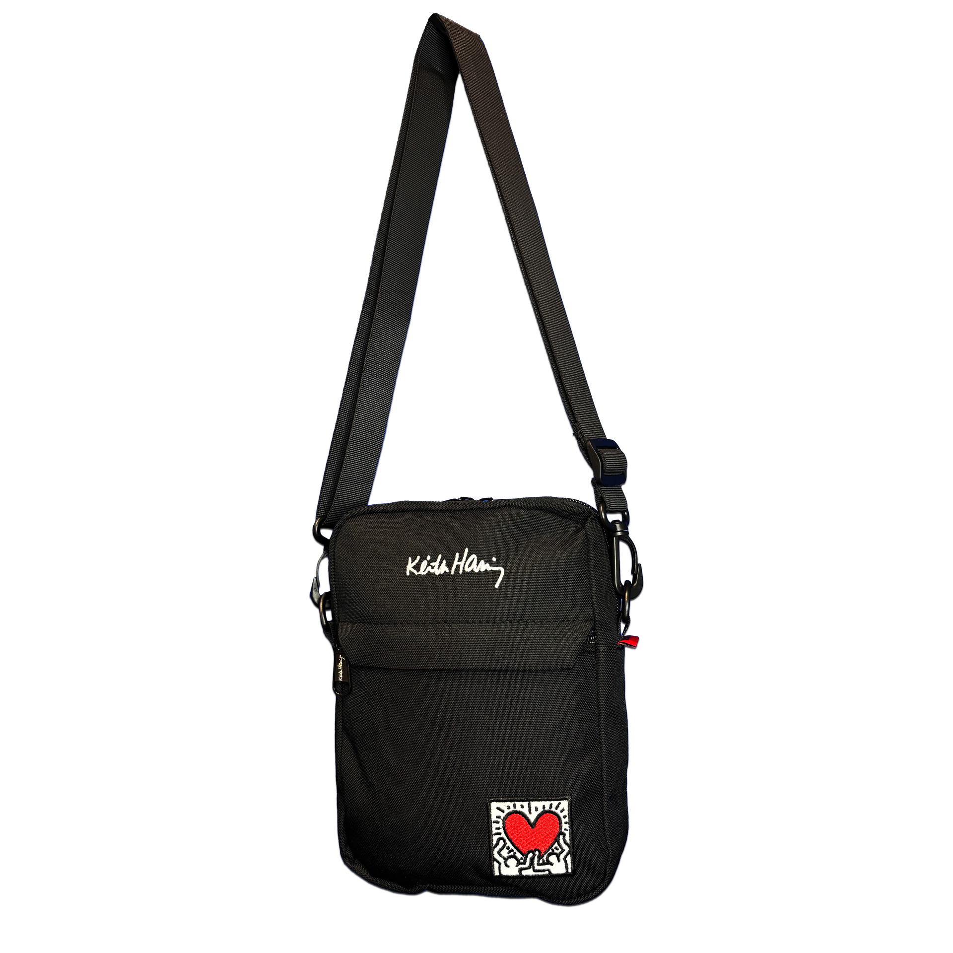 ShoulderBag_15607HoldingHeart_