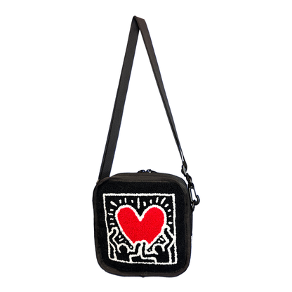 Square Shoulder bag #15561 Holding Heart