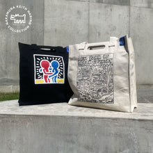 画像をギャラリービューアに読み込む, Rainbow Works Keith Haring TOTE BAG with pocket KH2209 / KH2210