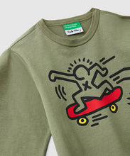 将图片加载到图库查看器，Benetton Keith Haring 儿童长袖溜冰者卡其色