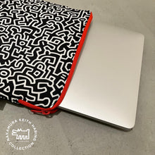 将图片加载到图库查看器，Keith Haring 笔记本电脑保护套